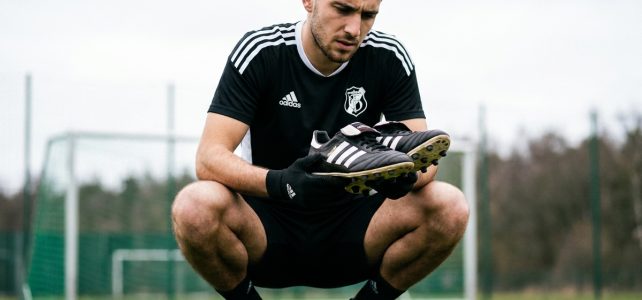 Comment choisir ses crampons de foot quand on aime la marque adidas Comment choisir ses crampons de foot quand on aime la marque adidas